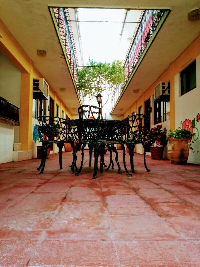 Hotel Calendas Salina Cruz Kültér fotó